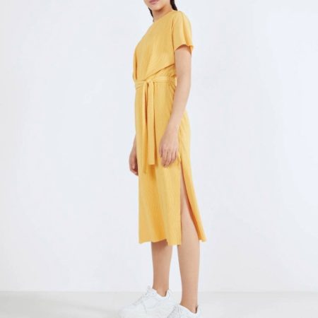 Midi dress with belt